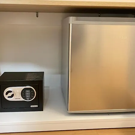 Metali - Centre 3*