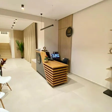 Metali - Centre 3*