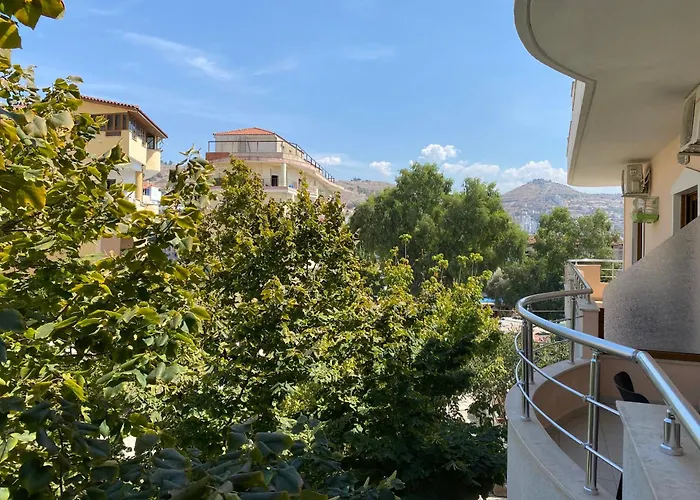 ホテル Metali Sarandë