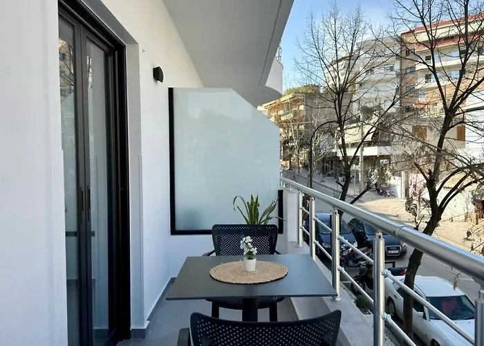 Metali 3* Sarandë