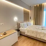 Metali 3* Sarandë