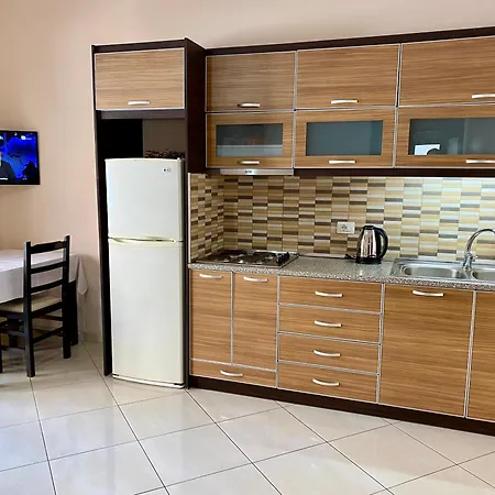 Metali Hotel 3*