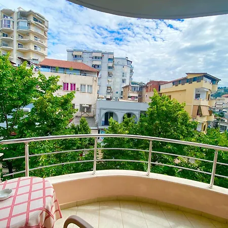 Metali Hotel 3*