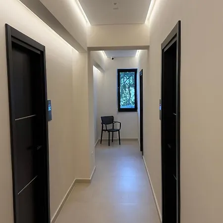 Metali - Centre 호텔 Sarandë