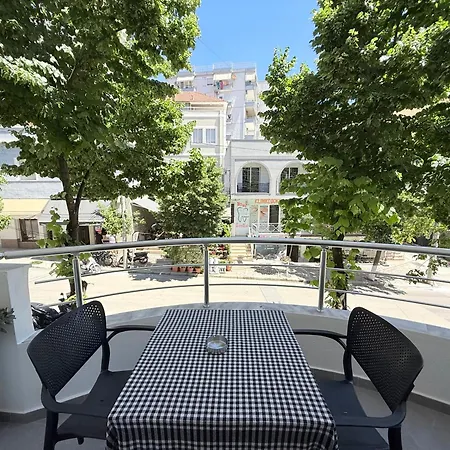 Metali - Centre 3* Sarandë