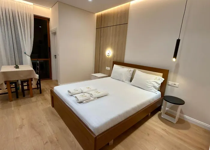 Metali 3* Sarandë