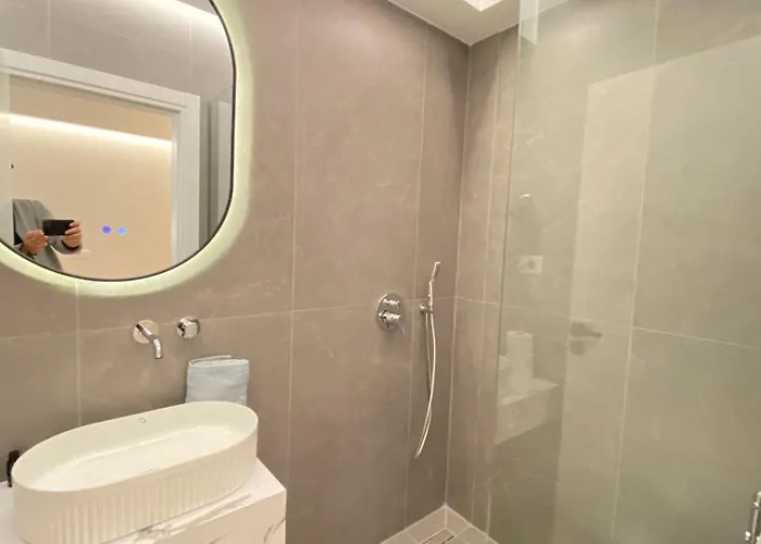 Metali Hotel 3*
