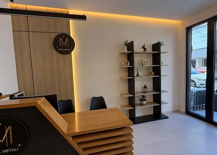 Metali Hotel 3*